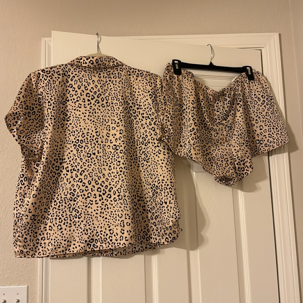 I-N-C  International Concepts Intimates Womens leopard print Pajama set. XL - Picture 2 of 5